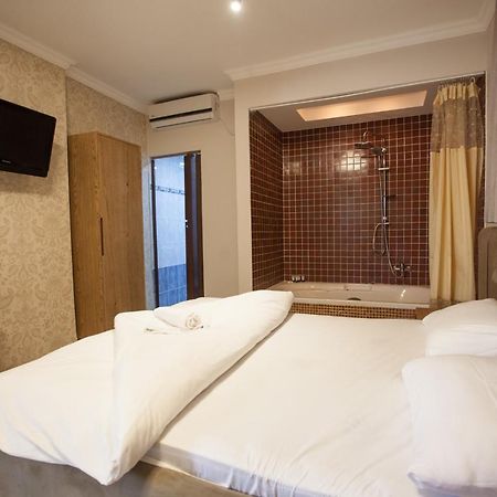 Puy Ahuzat Haosher Hotel Тверия Экстерьер фото