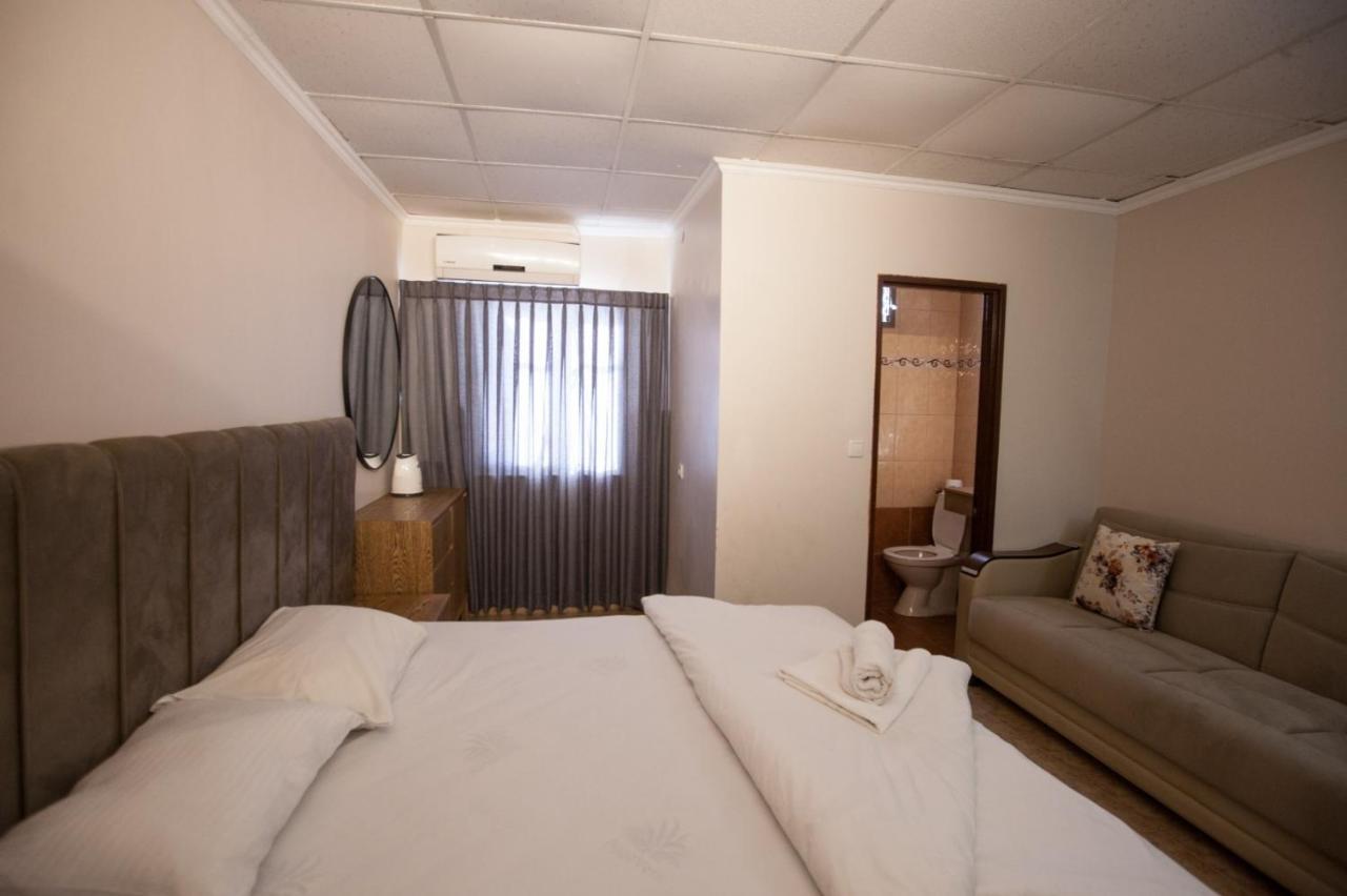 Puy Ahuzat Haosher Hotel Тверия Экстерьер фото