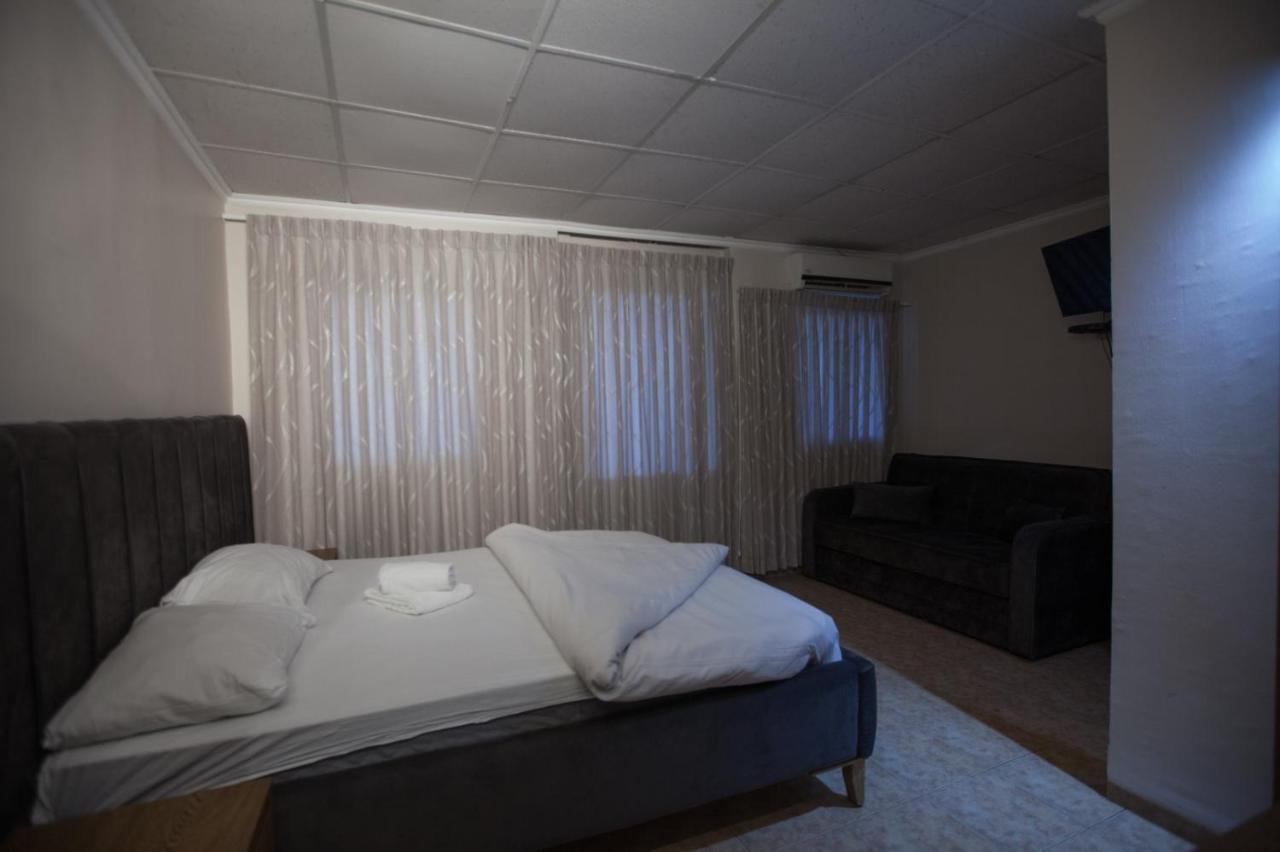Puy Ahuzat Haosher Hotel Тверия Экстерьер фото