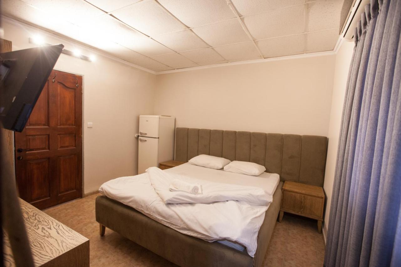 Puy Ahuzat Haosher Hotel Тверия Экстерьер фото